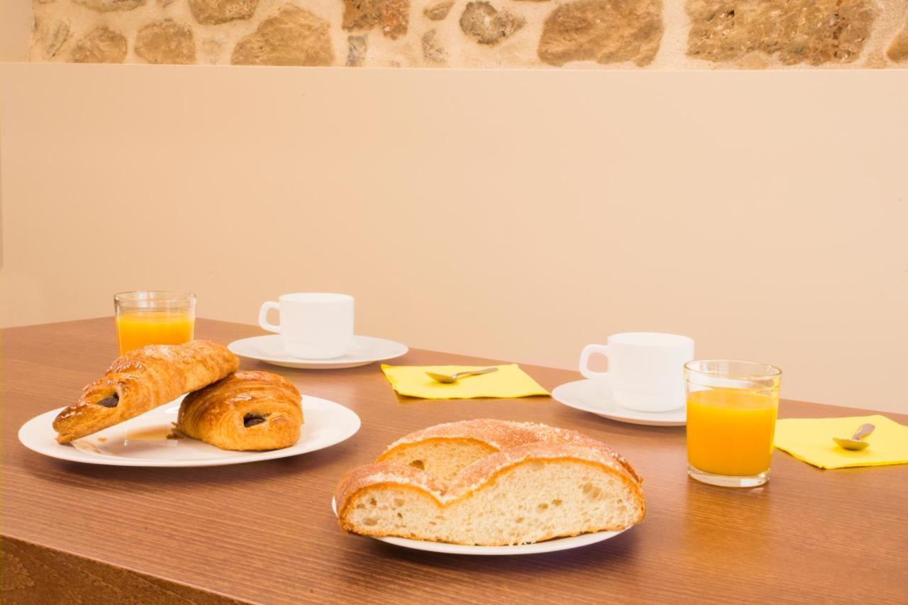 Allotjaments Placa Major-Grevol Santa Pau Luaran gambar